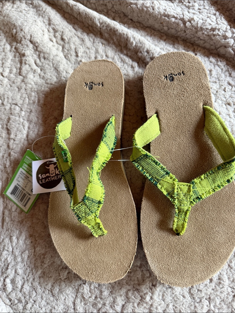 Sanuk Neon Green Fabric Strap Flip Flop Sandals